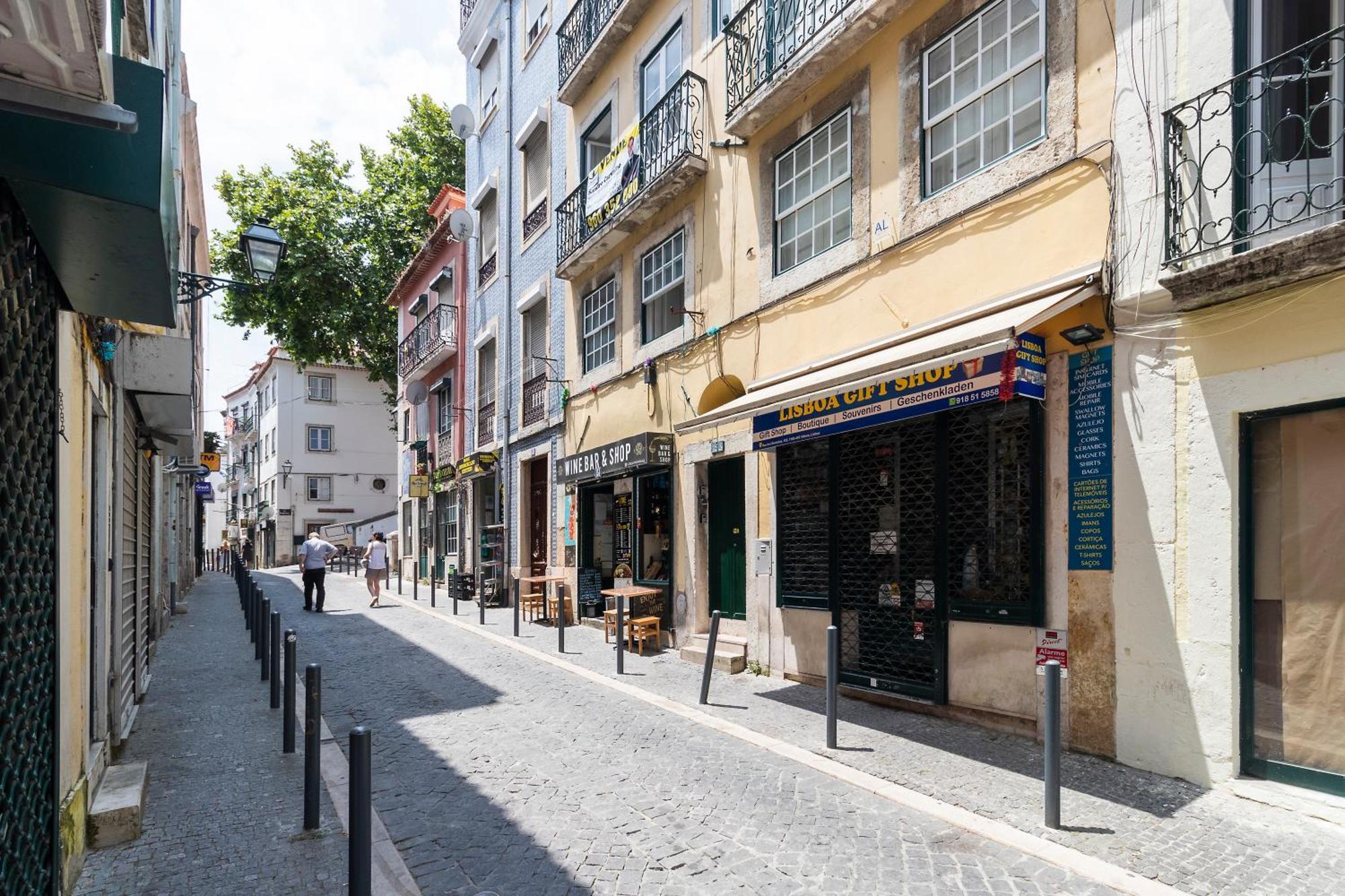 Alfama Patio Apartments Lisbon Luaran gambar