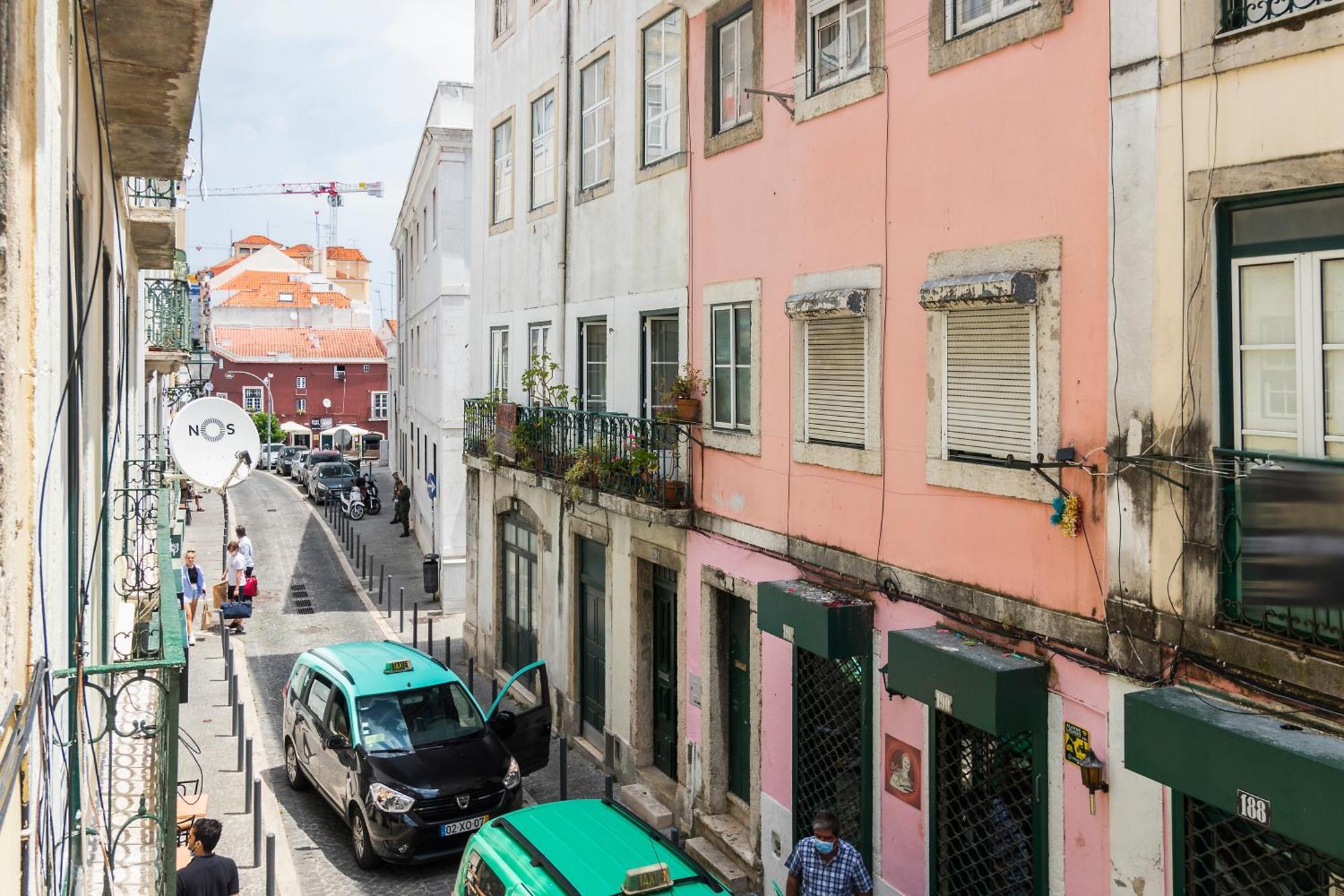 Alfama Patio Apartments Lisbon Luaran gambar