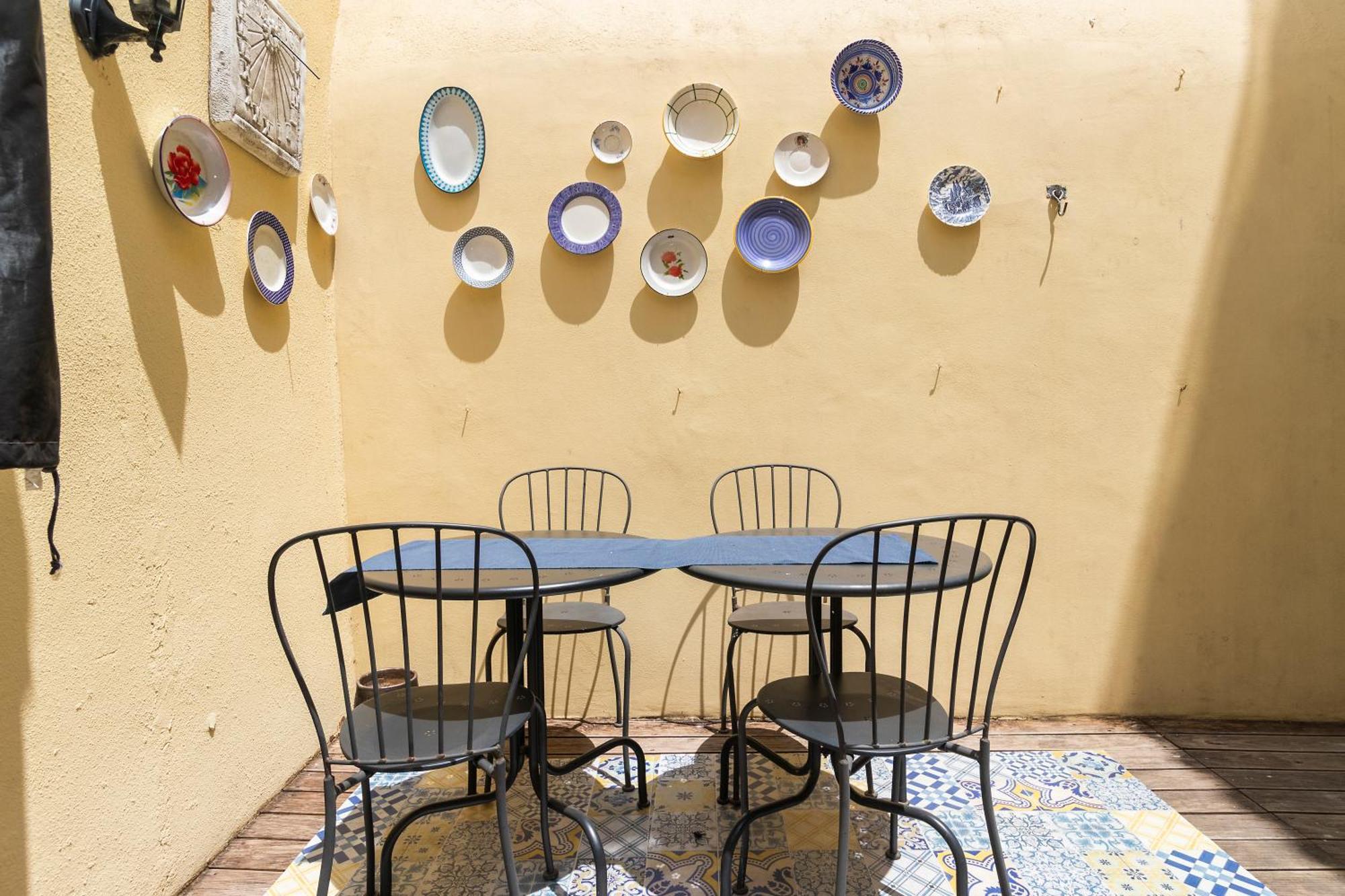 Alfama Patio Apartments Lisbon Bilik gambar